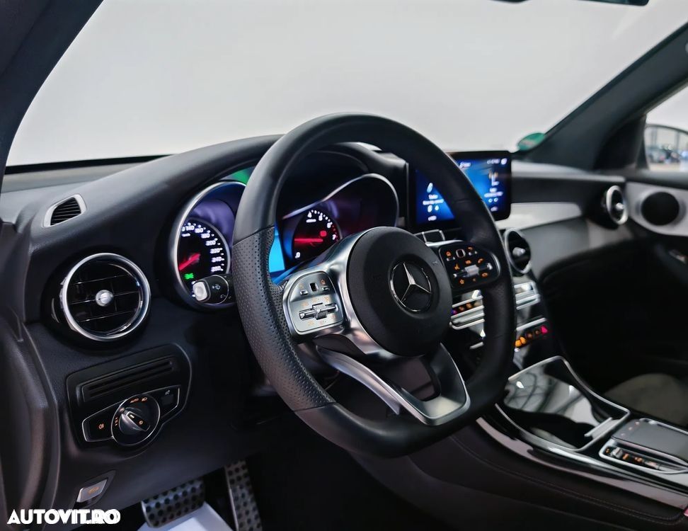 Mercedes-Benz GLC 300 e 4MATIC - 5