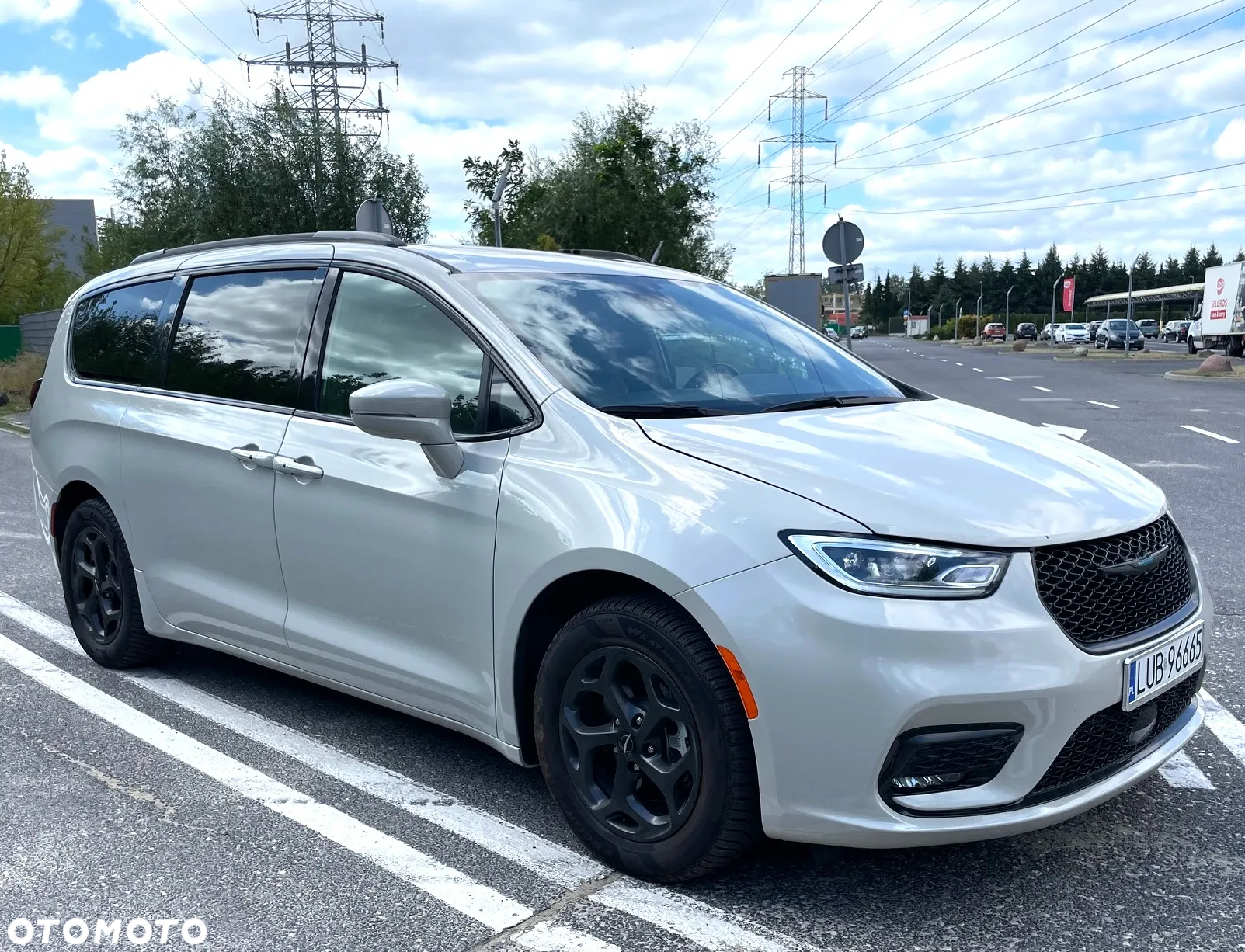 Chrysler Pacifica - 3