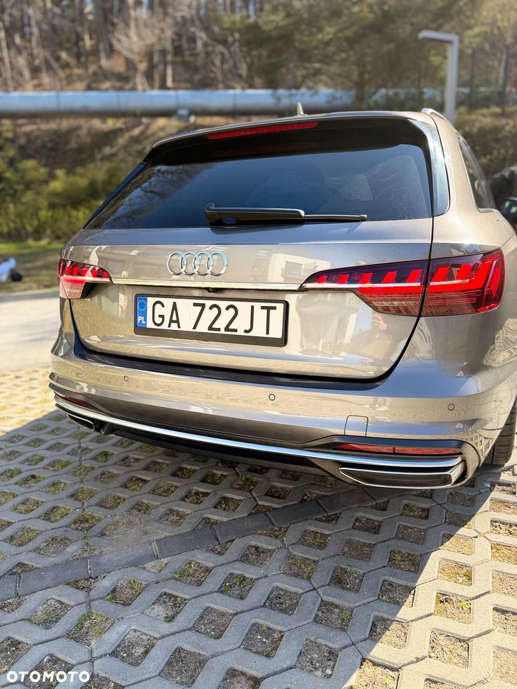 Audi A4 Avant - 16
