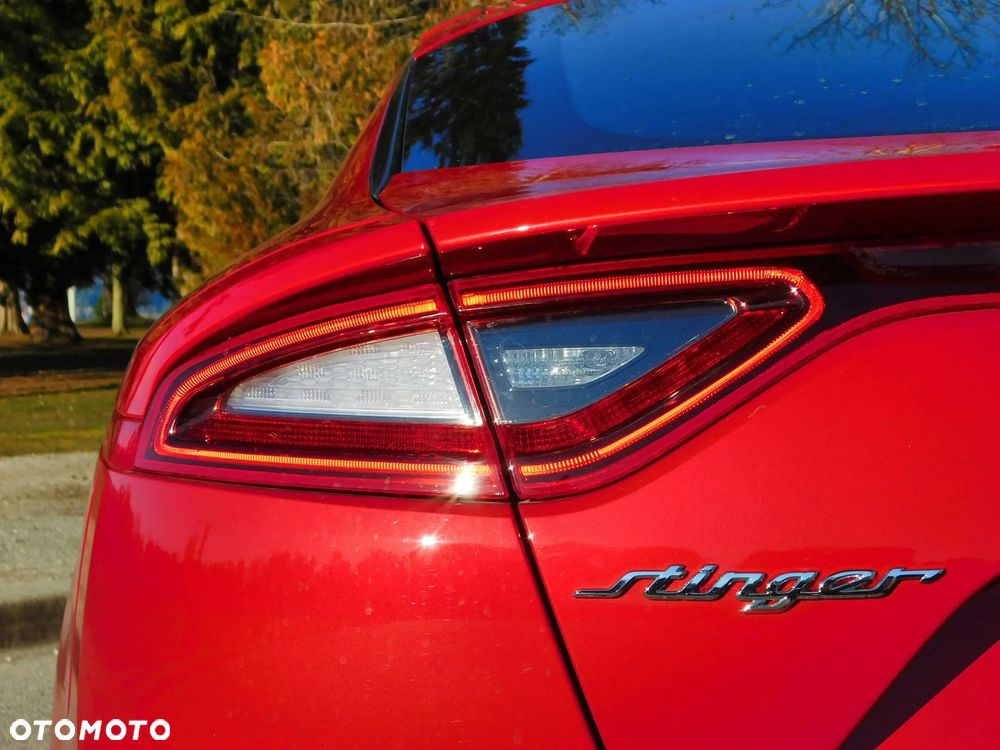 Kia Stinger - 14