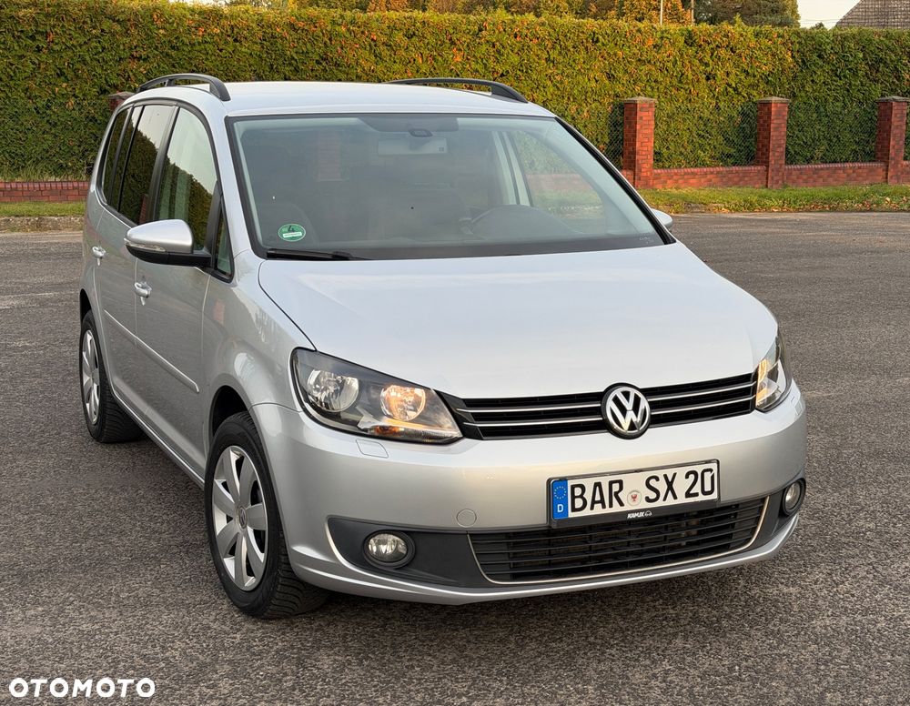 Volkswagen Touran - 1