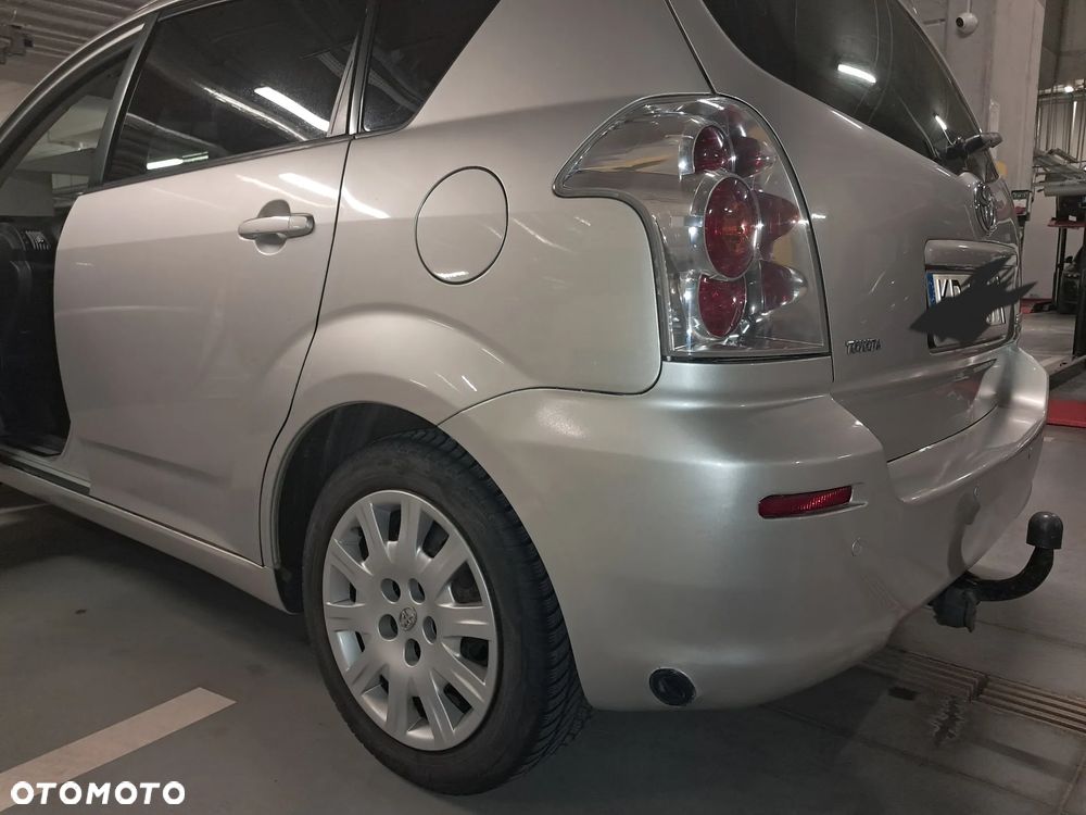 Toyota Corolla Verso 1.8 Sol + 7os - 4