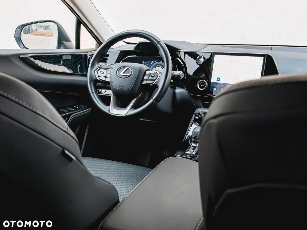 Lexus NX 350h Prestige AWD - 24