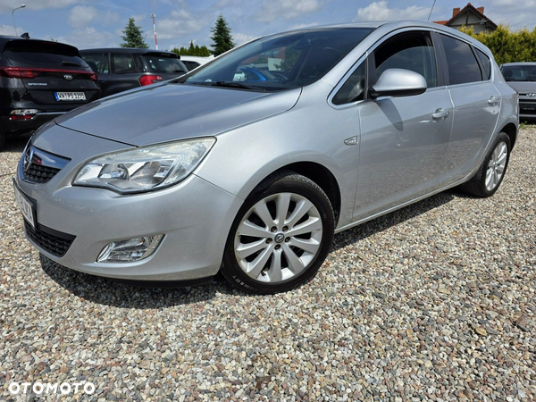 Opel Astra 1.4 Turbo Cosmo