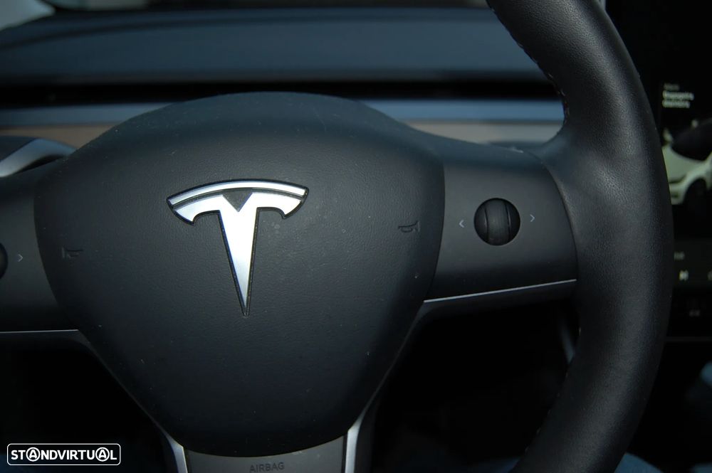 Tesla Model 3 Standard RWD - 3