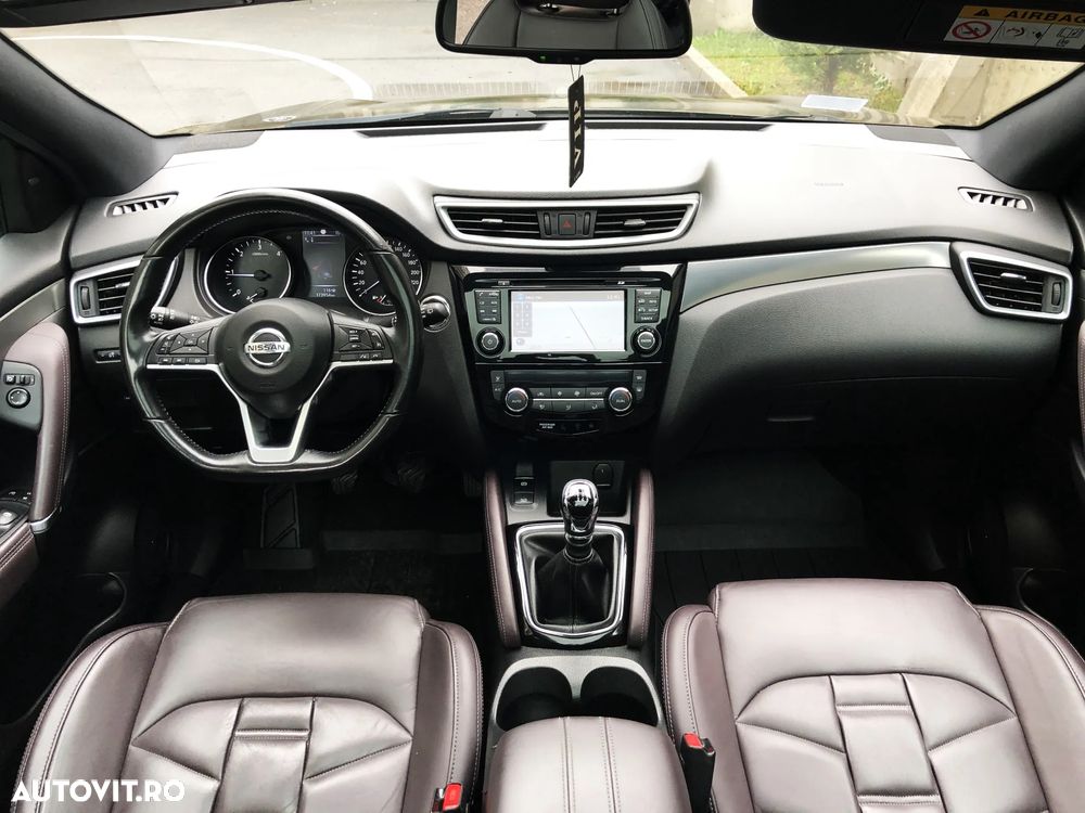 Nissan Qashqai 1.6 DCI TEKNA+ - 9