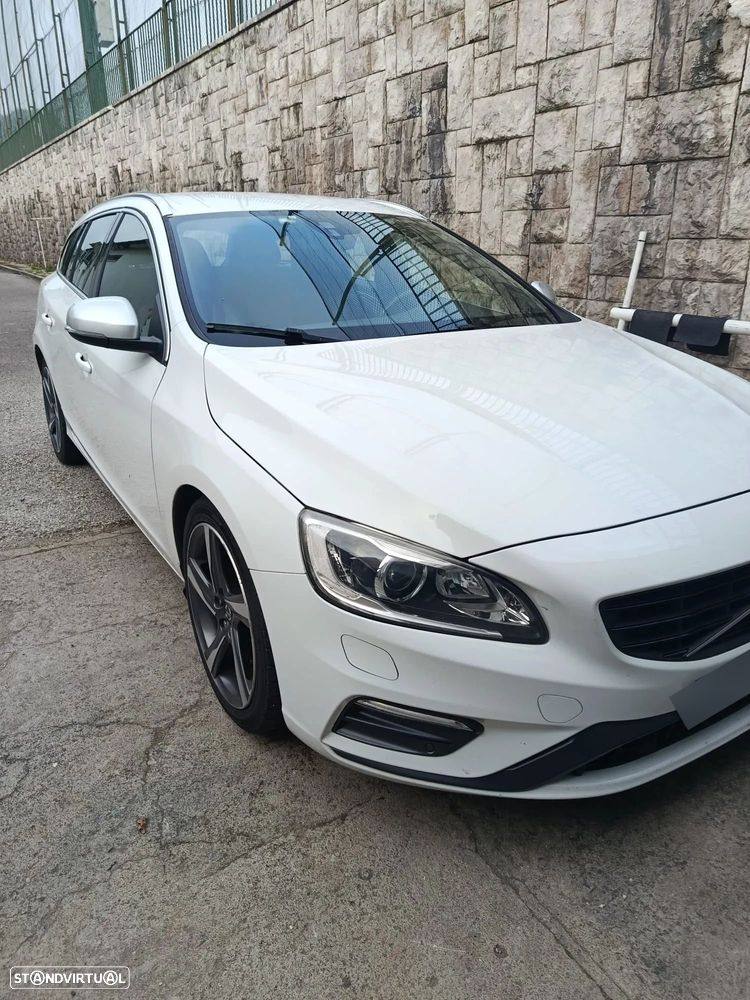Volvo V60 2.0 D4 R-Design Momentum - 12