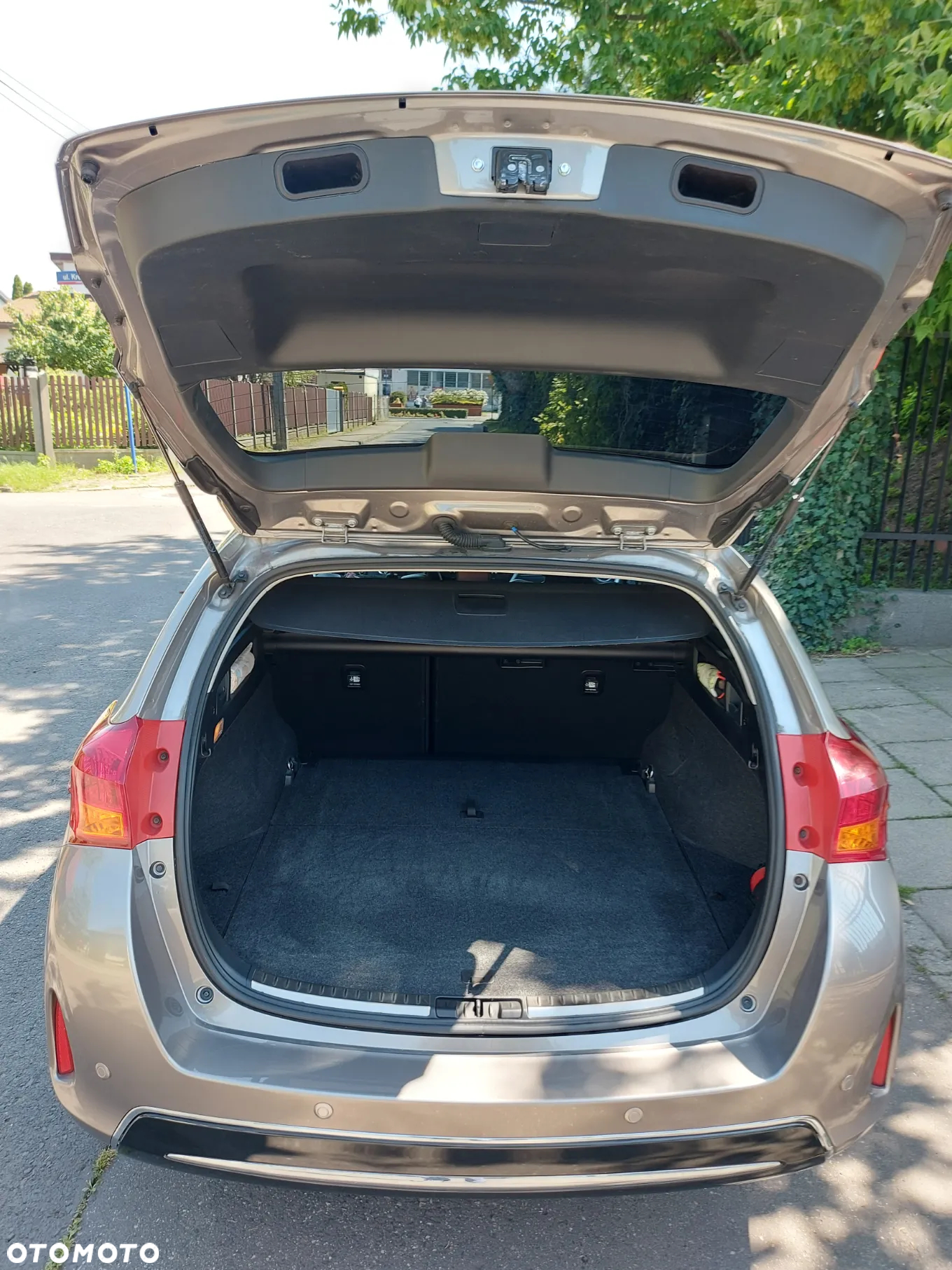 Toyota Auris 1.6 Prestige - 6