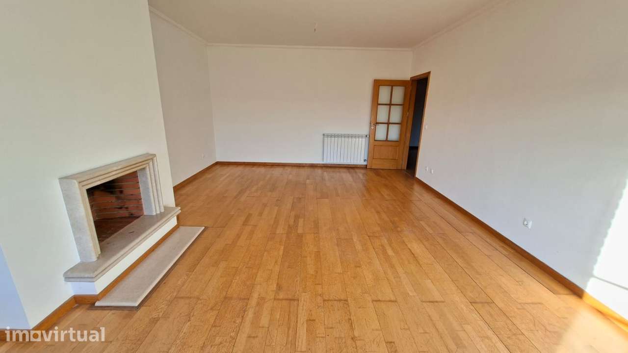 Apartamento T3 com 155m2, arrecadação e lugar  estacionamento Montijo. - Grande imagem: 3/19