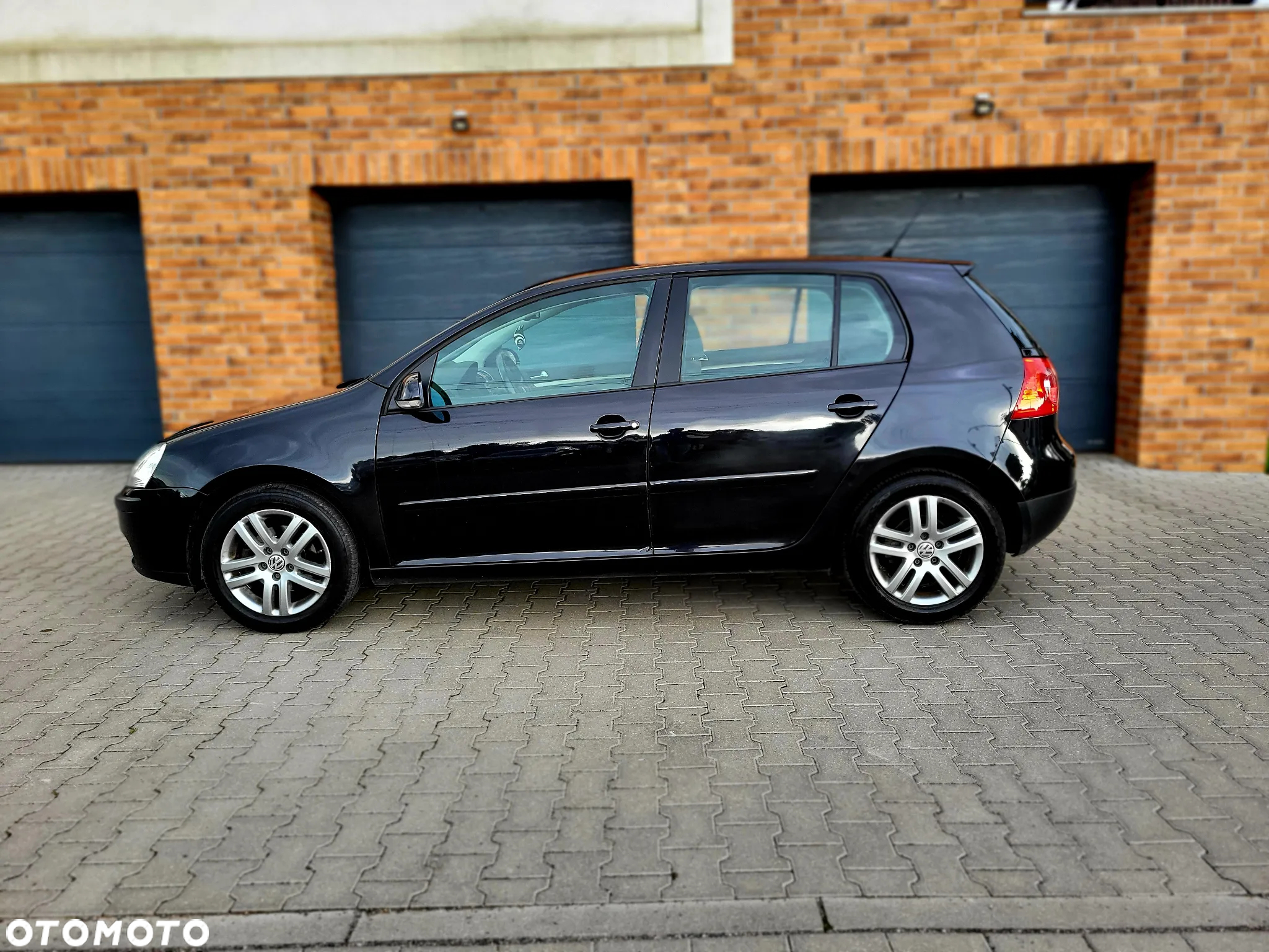 Volkswagen Golf - 10
