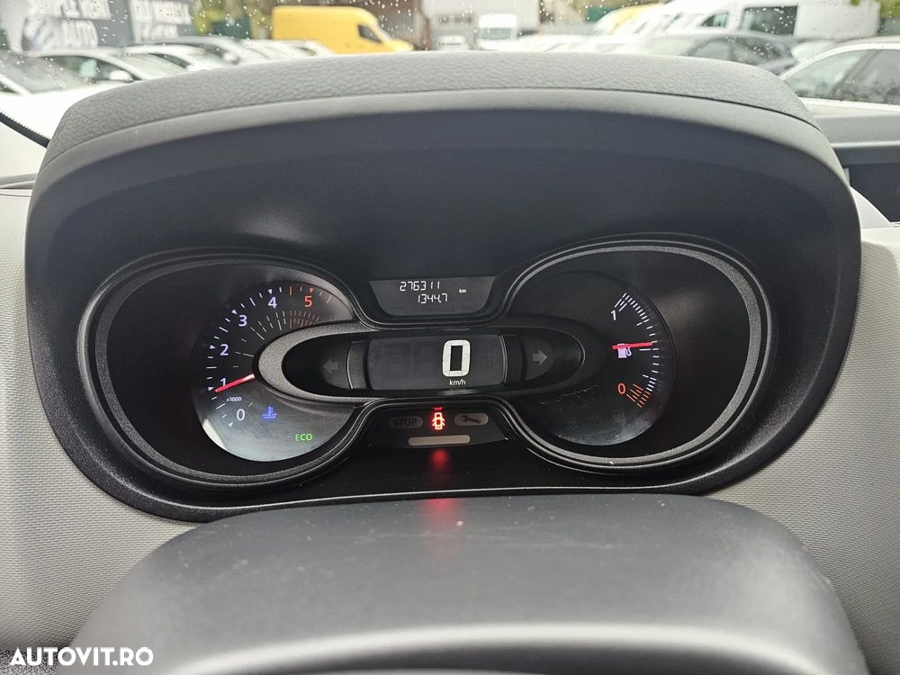 Renault Trafic - 14