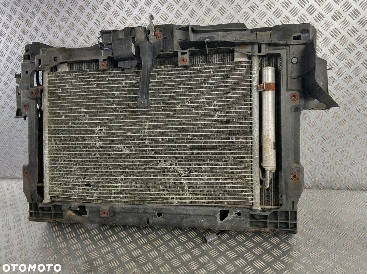 pas przedni chłodnice wzmocnienie MAZDA CX-7 2,3 T - 2