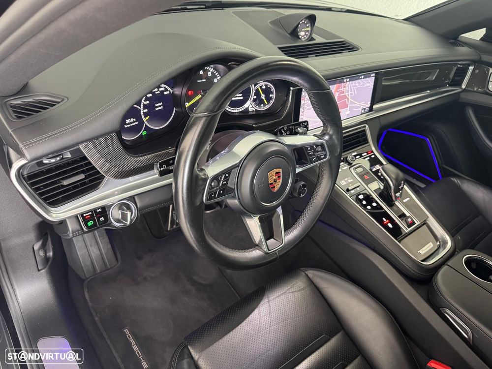 Porsche Panamera Sport Turismo 4 E-Hybrid Platinum Edition - 27