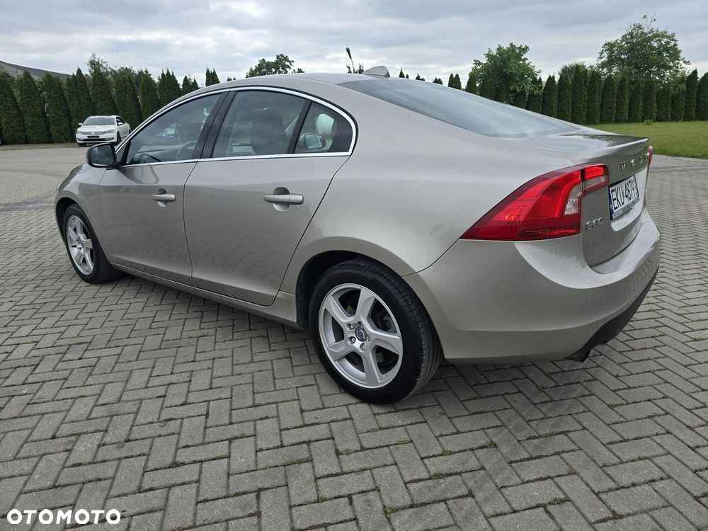 Volvo S60 - 14