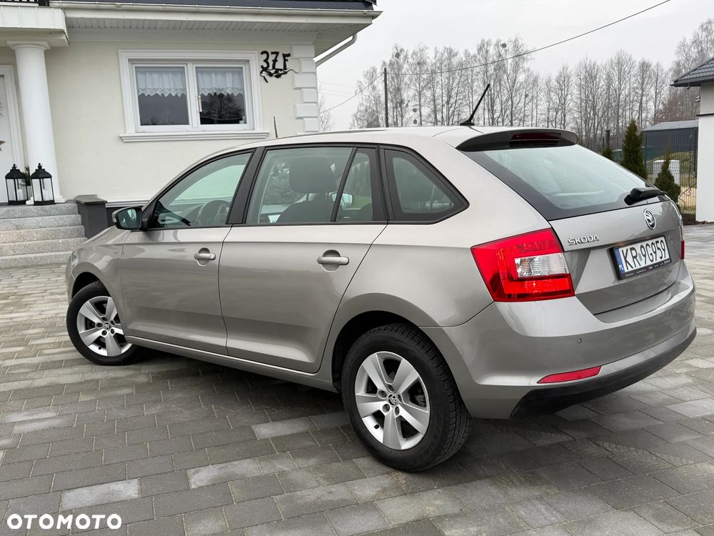 Skoda RAPID Spb 1.2 TSI Style - 3
