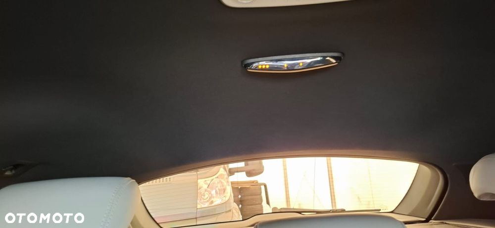 Mercedes-Benz CLS 350 CDI 4-Matic BlueEff - 36