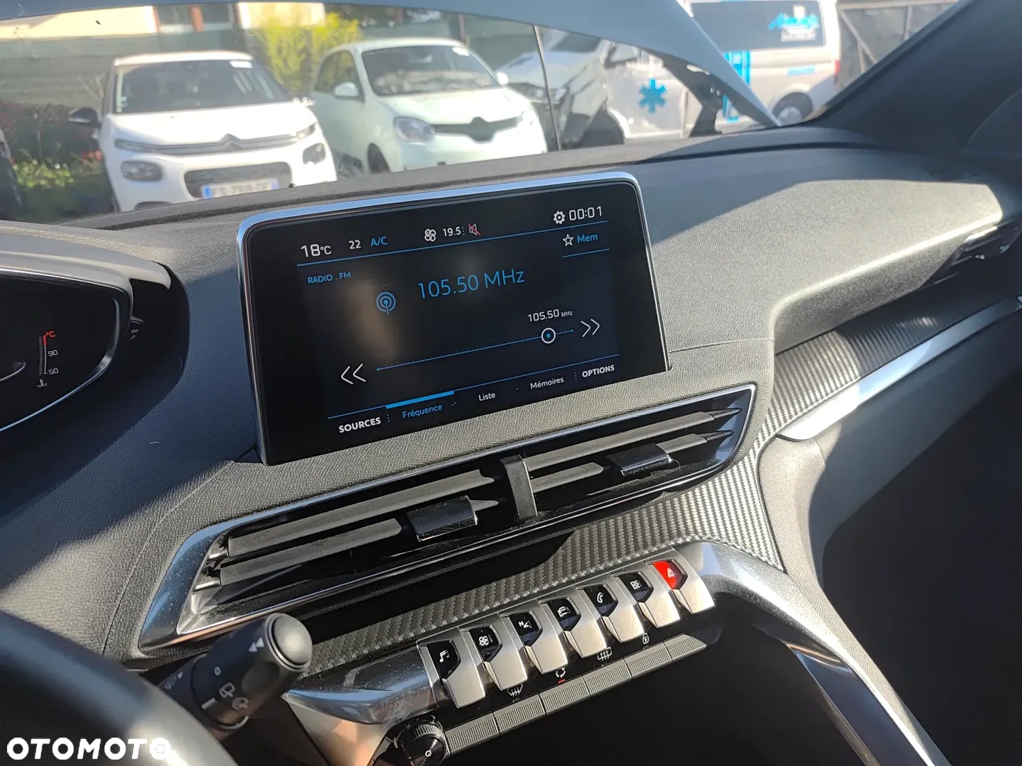 Peugeot 5008 1.2 PureTech Active S&S EAT8 - 13