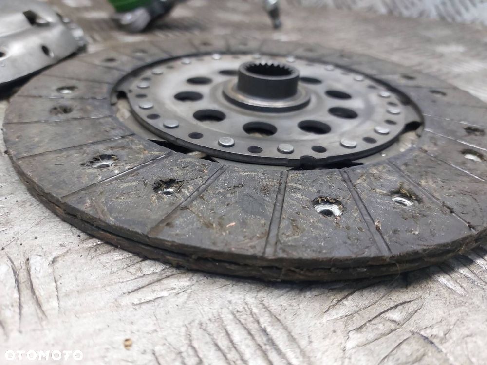 KOŁO DWUMASOWE + TARCZA + DOCISK + ŁOŻYSKO OPOROWE FORD MONDEO MK3 2.0 TDDI - 4