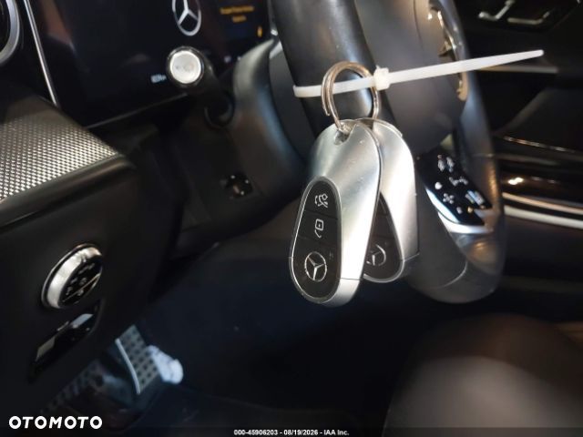 Mercedes-Benz GLC 300 4Matic 9G-TRONIC AMG Line Advanced - 16