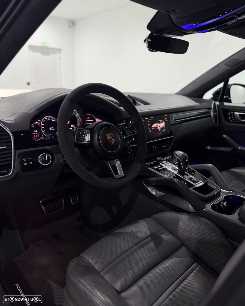 Porsche Cayenne Coupé - 35