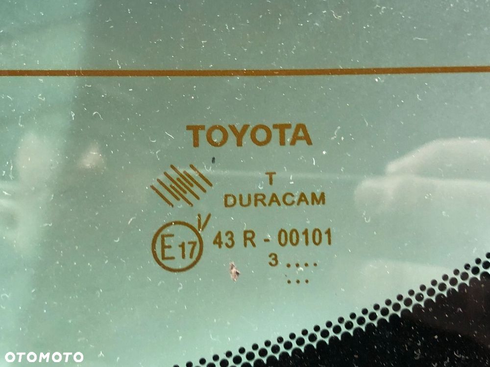 toyota verso lift klapa pokrywa bagażnika 2014 - 5