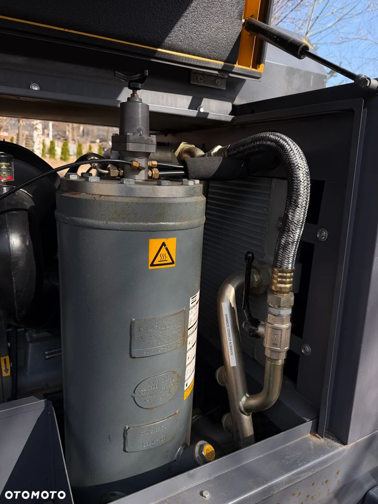 Atlas Copco XAHS 186 Kompresor Śrubowy Sprężarka potężna mocna 11m3. 12 bar regulowanych. Bogata wersja z chłodnicą cyklonową! z Norweskiej Upadłości! Niski Przebieg 1900mtg. 2014rok silnik DEUTZ.150 KM. serwisowany w DEKRA. OKAZJA - 15