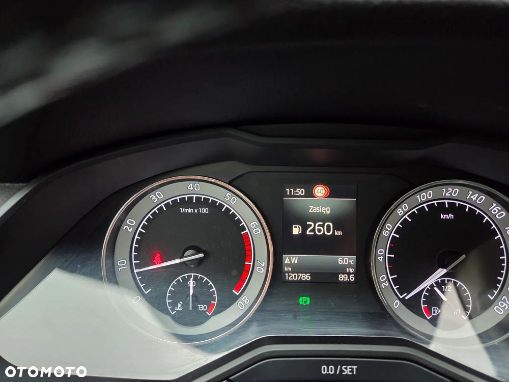 Skoda Superb Combi 1.8 TSI L&K - 28