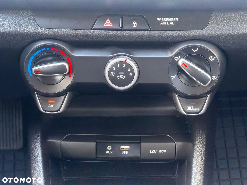 Kia Stonic 1.4 M - 19