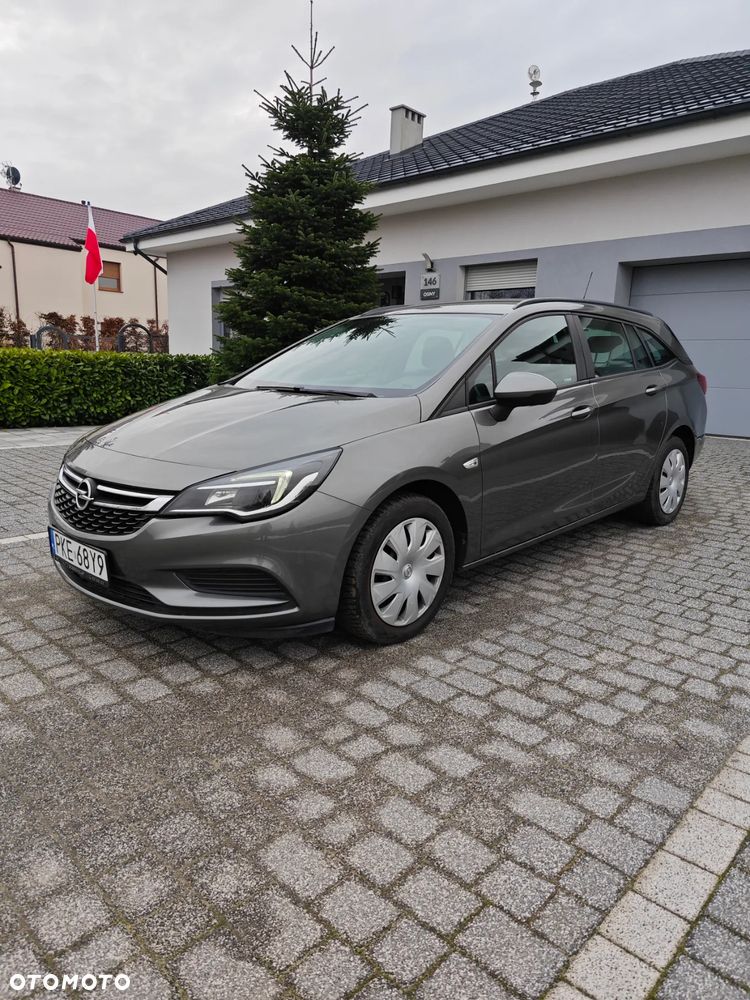 Opel Astra 1.4 Turbo Business - 1