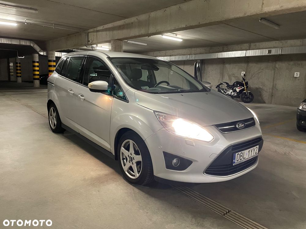 Ford Grand C-MAX - 1