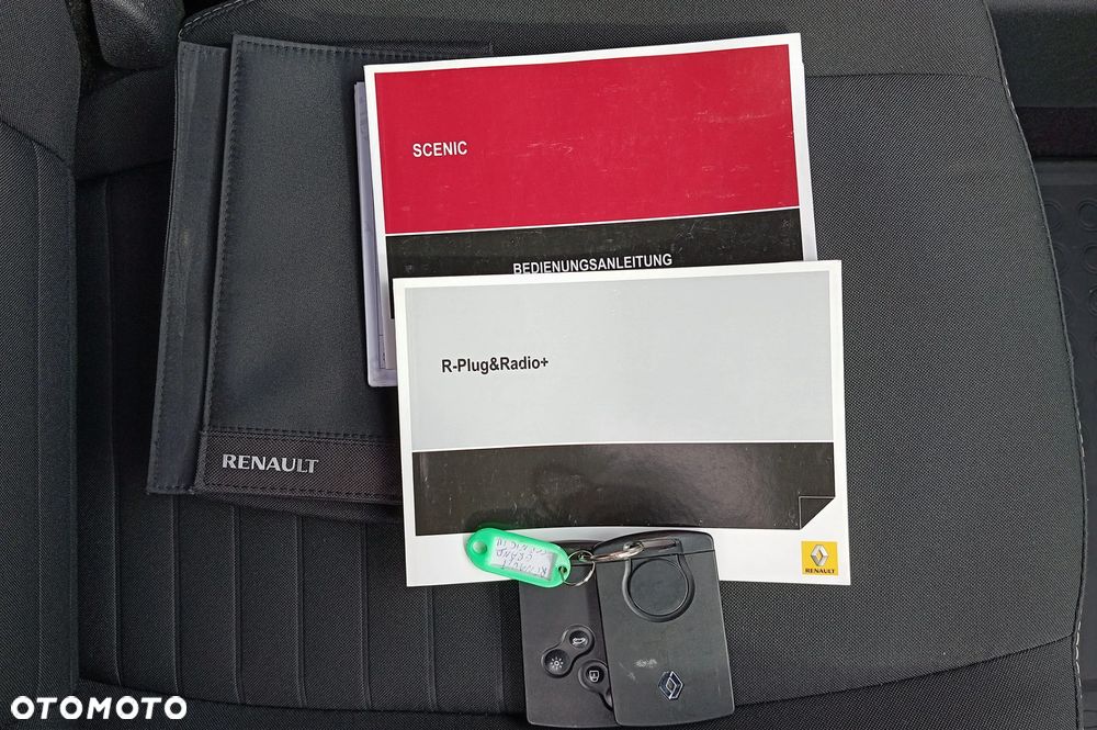 Renault Grand Scenic - 38