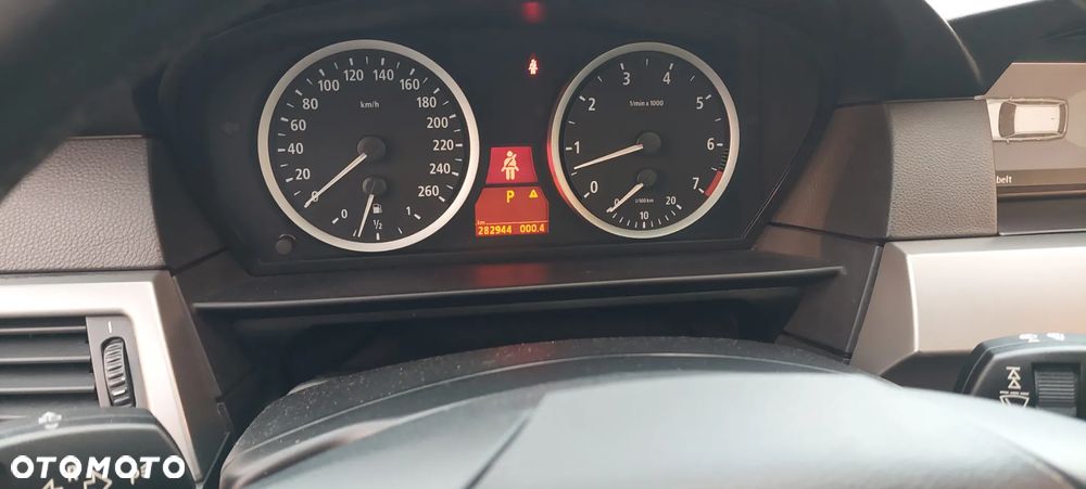 BMW Seria 5 - 36