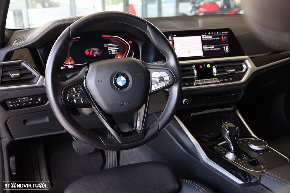 BMW 320 d Ultimate Auto - 21