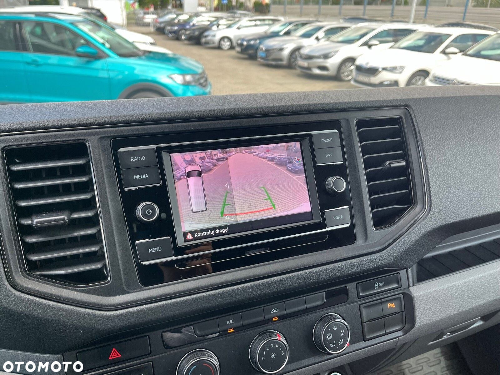 Volkswagen Crafter Furgon 4490 177KM L3H2 - 22