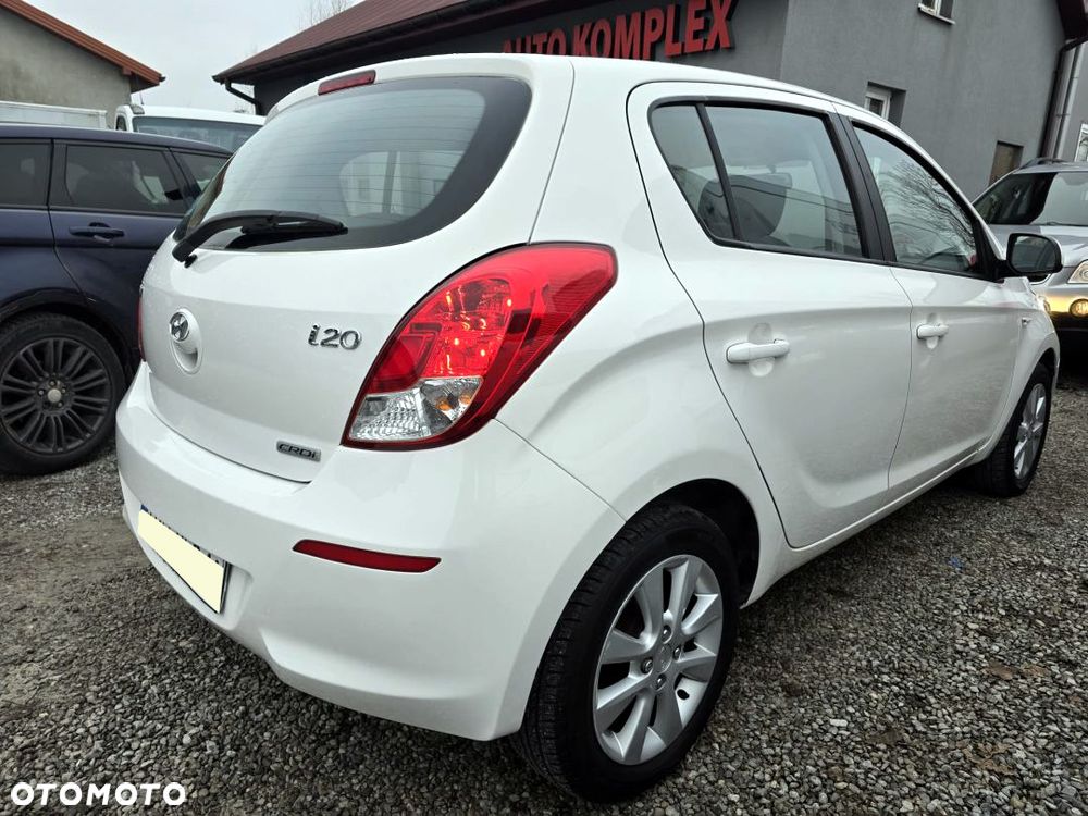 Hyundai i20 1.1 CRDi Comfort - 9