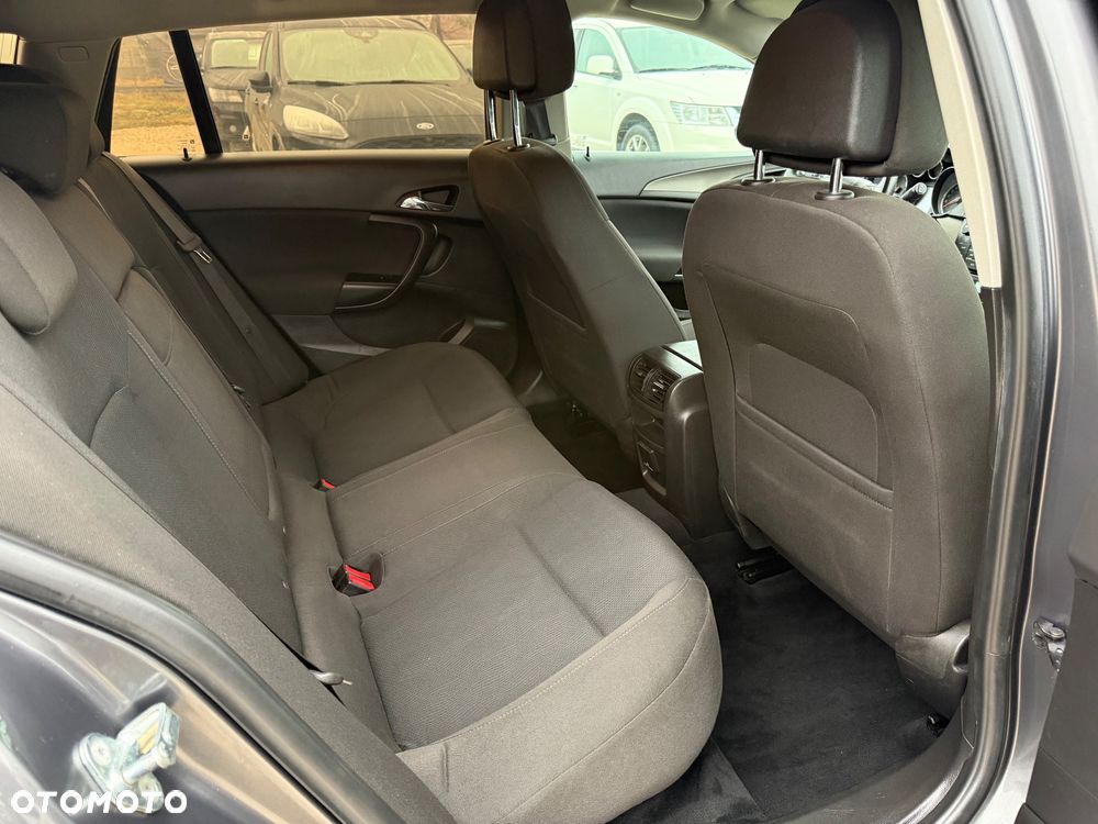 Opel Insignia 1.6 Turbo Edition - 26