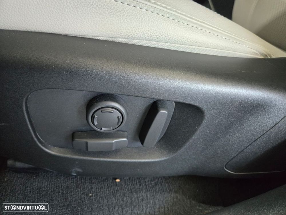 Land Rover Range Rover Velar P400e R-Dynamic S - 28