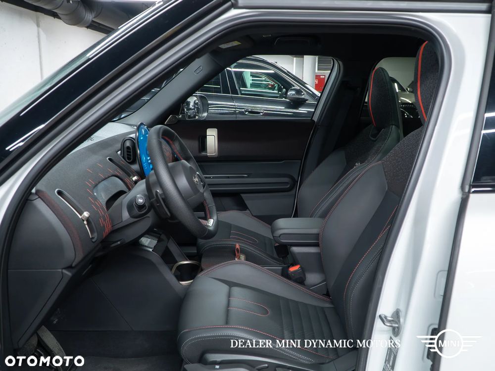 MINI Countryman S ALL4 John Cooper Works Trim - 17