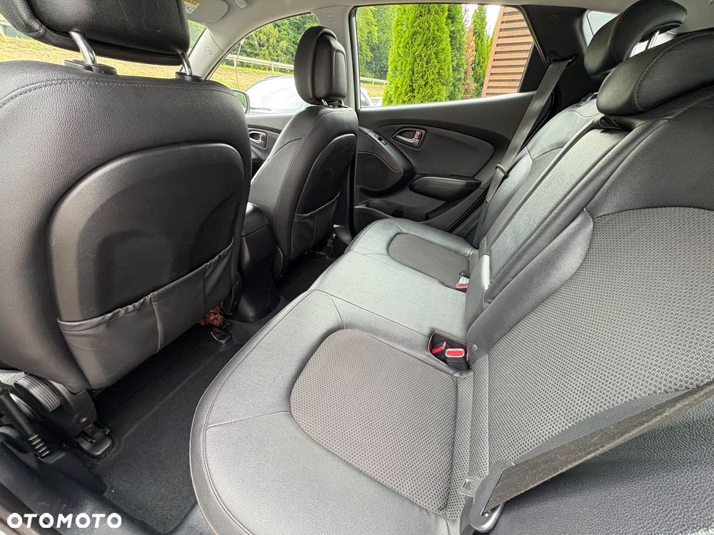 Hyundai ix35 1.7 CRDi 2WD Fifa World Cup Edition - 20