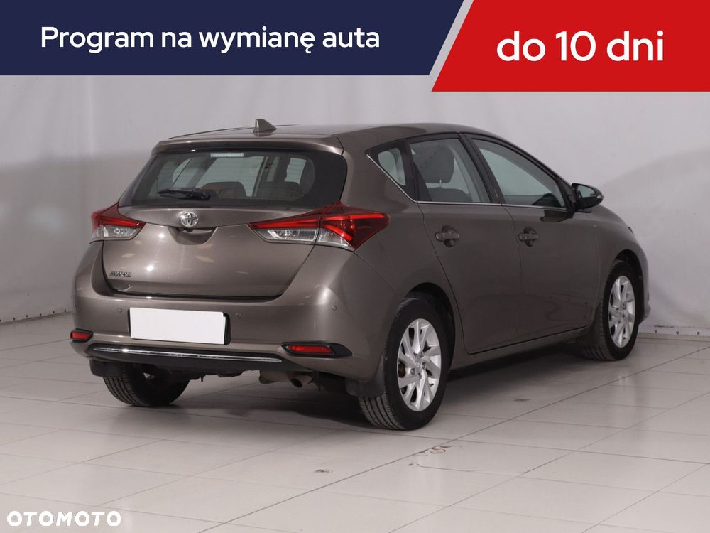 Toyota Auris - 7