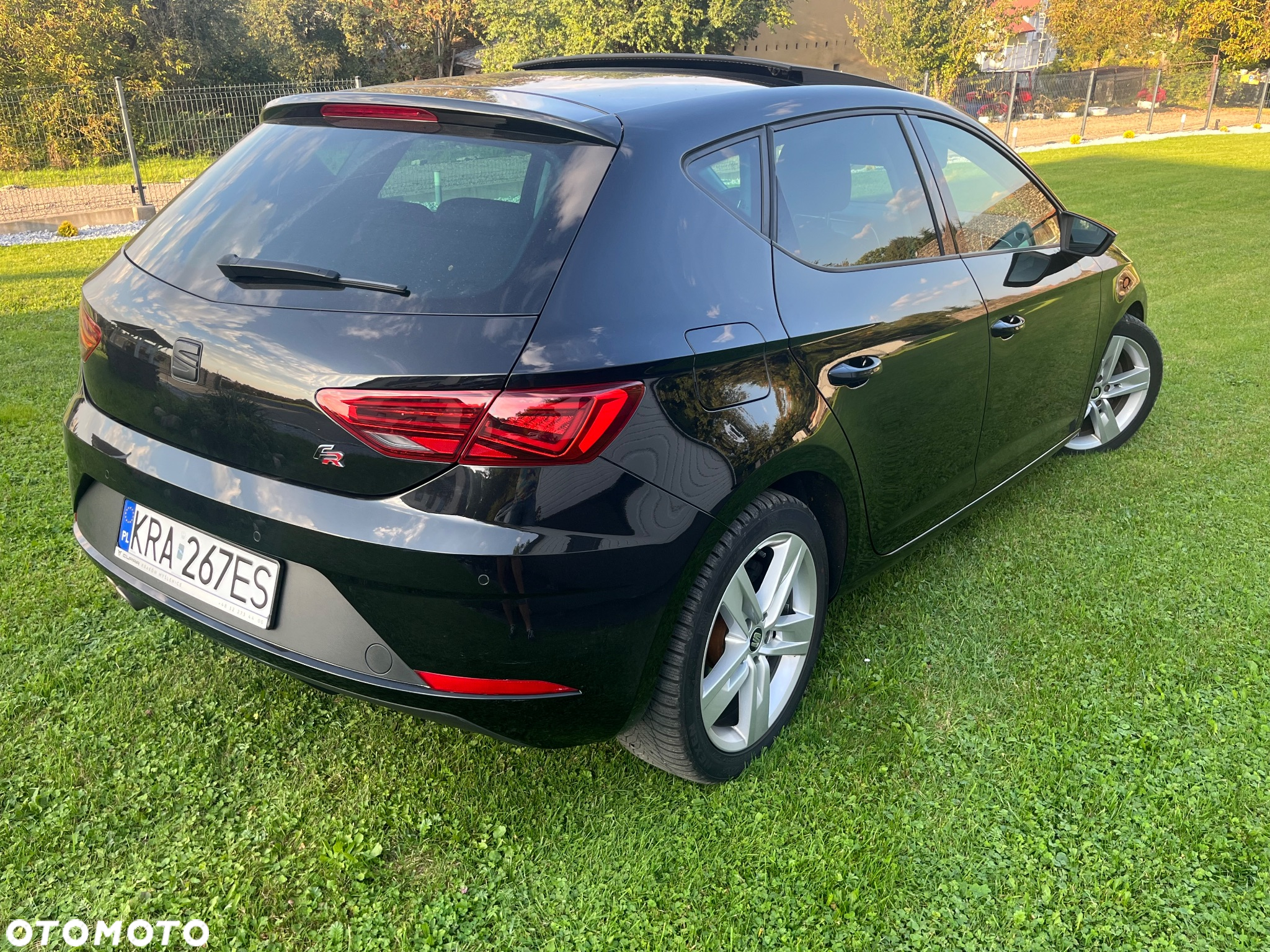 Seat Leon 2.0 TDI DPF Ecomotive DSG FR - 4