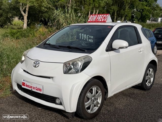 Toyota iQ 1.0 + - 2