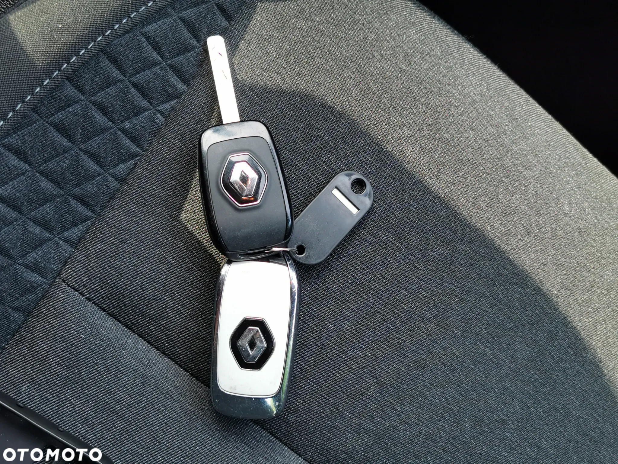 Renault Clio E-TECH Full Hybrid 145 E-TECH engineered - 28