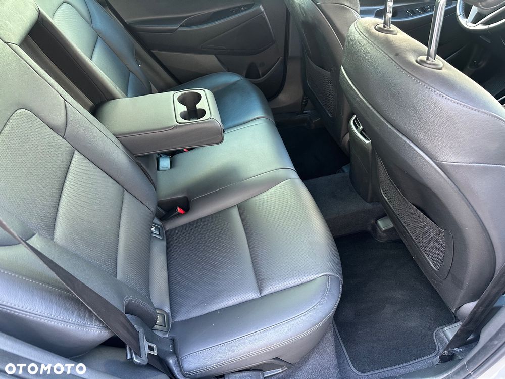 Hyundai Tucson 2.0 CRDI Premium 4WD - 21