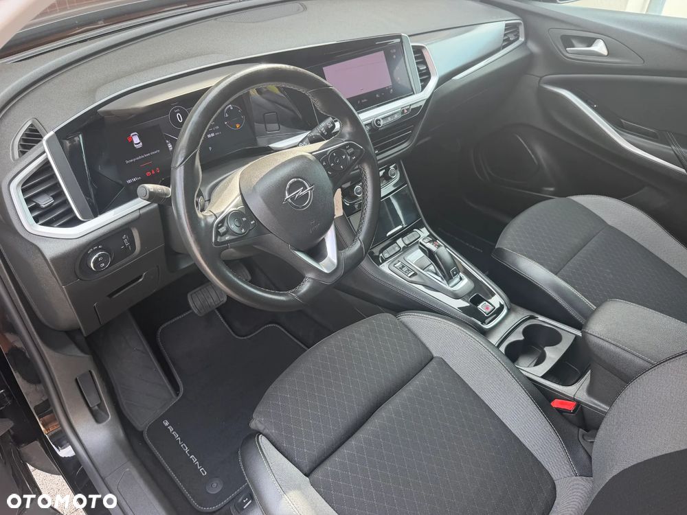 Opel Grandland X - 11