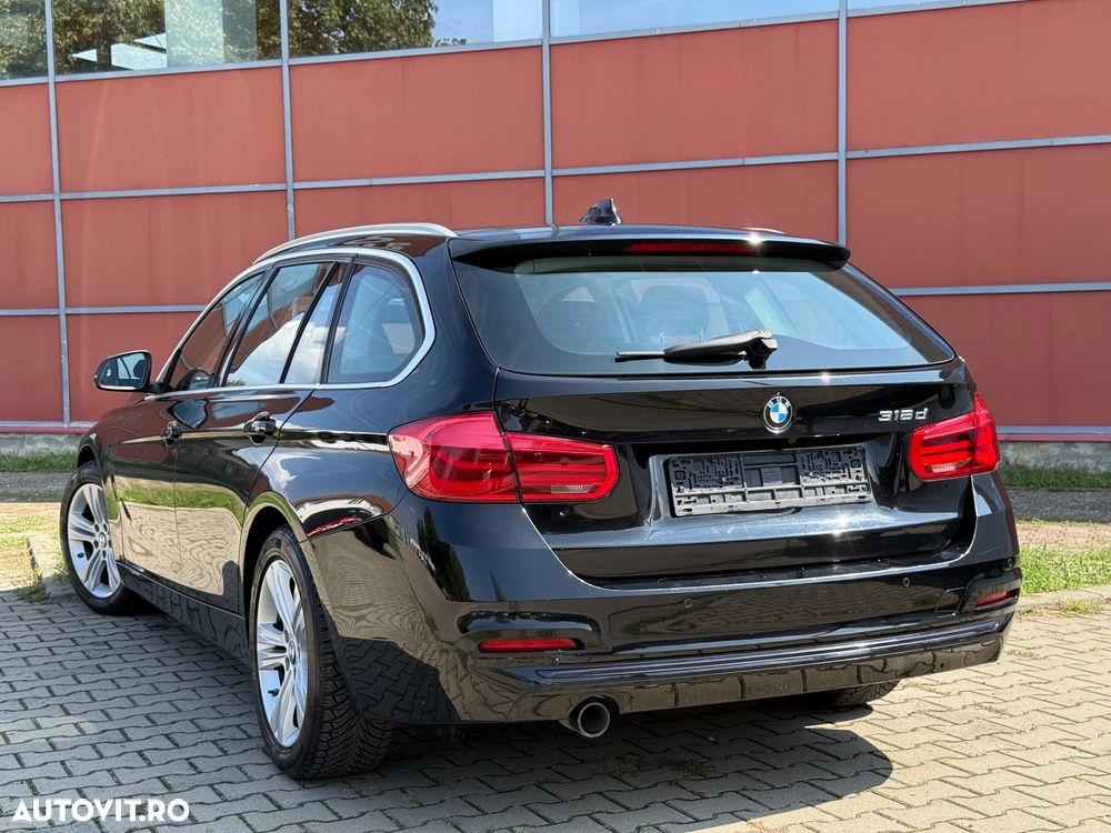 BMW Seria 3 318d Touring Aut. Sport Line - 30