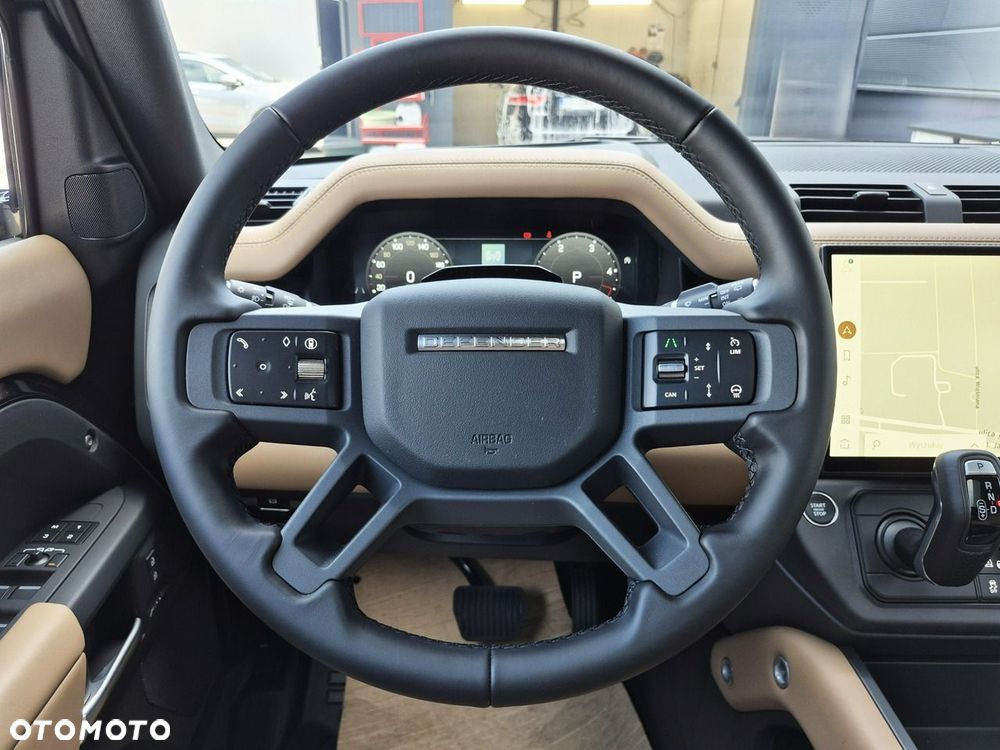 Land Rover Defender 110 D350 X-Dynamic HSE - 28