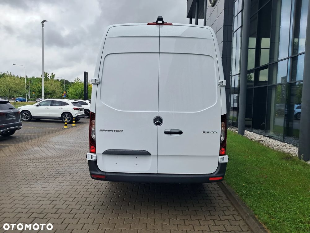 Mercedes-Benz Sprinter 319 CDI Furgon PRO  Ekstra Długi 4325+mm - 10