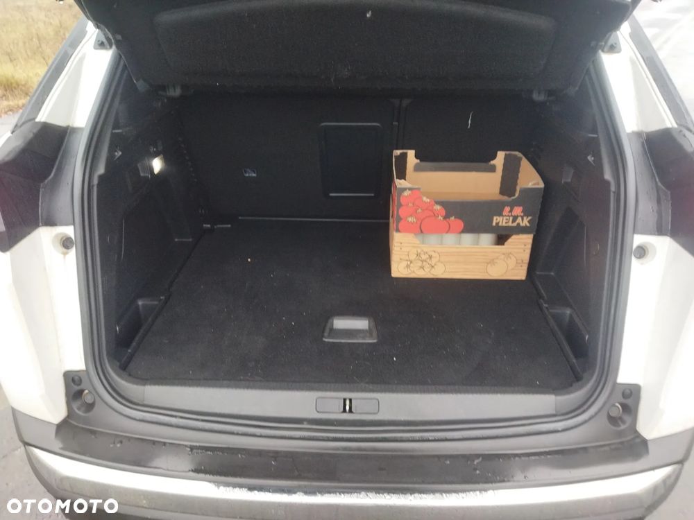 Peugeot 3008 1.6 BlueHDi Allure S&S EAT6 - 14