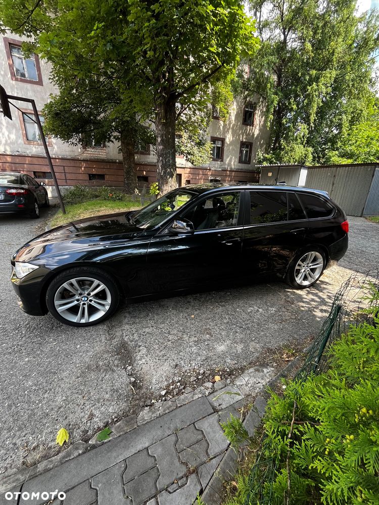 BMW Seria 3 318d - 13